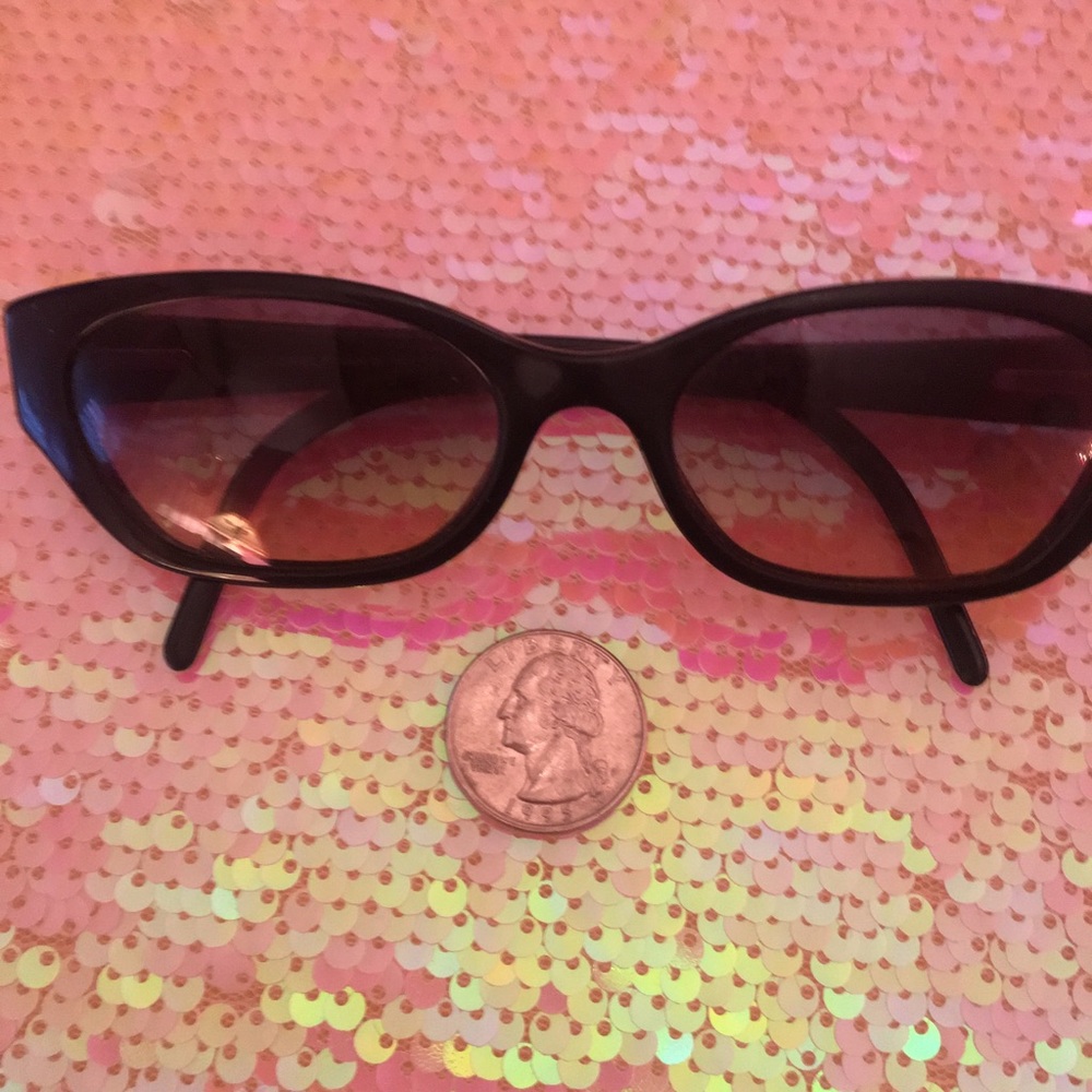 CHANEL SUNGLASSES SMALL FRAME